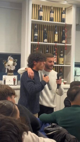 Per questo Capodanno Lanno che verrà ha due versioni: quella...